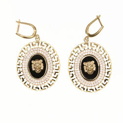 Paire de boucles pendantes ovale avec motif grec et tete de lion  en Or 750 / 1000 (18K)